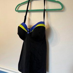 NWT New Unworn FREYA REVIVAL Padde  BANDEAU TANKINI TOP in Black (Surf) Size 30I